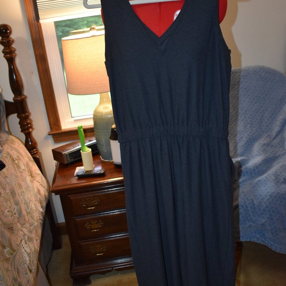 jumpsuit - Picture 8 of 8